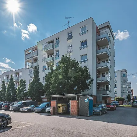 °°°carolina's Modern °°° * Hradec Králové